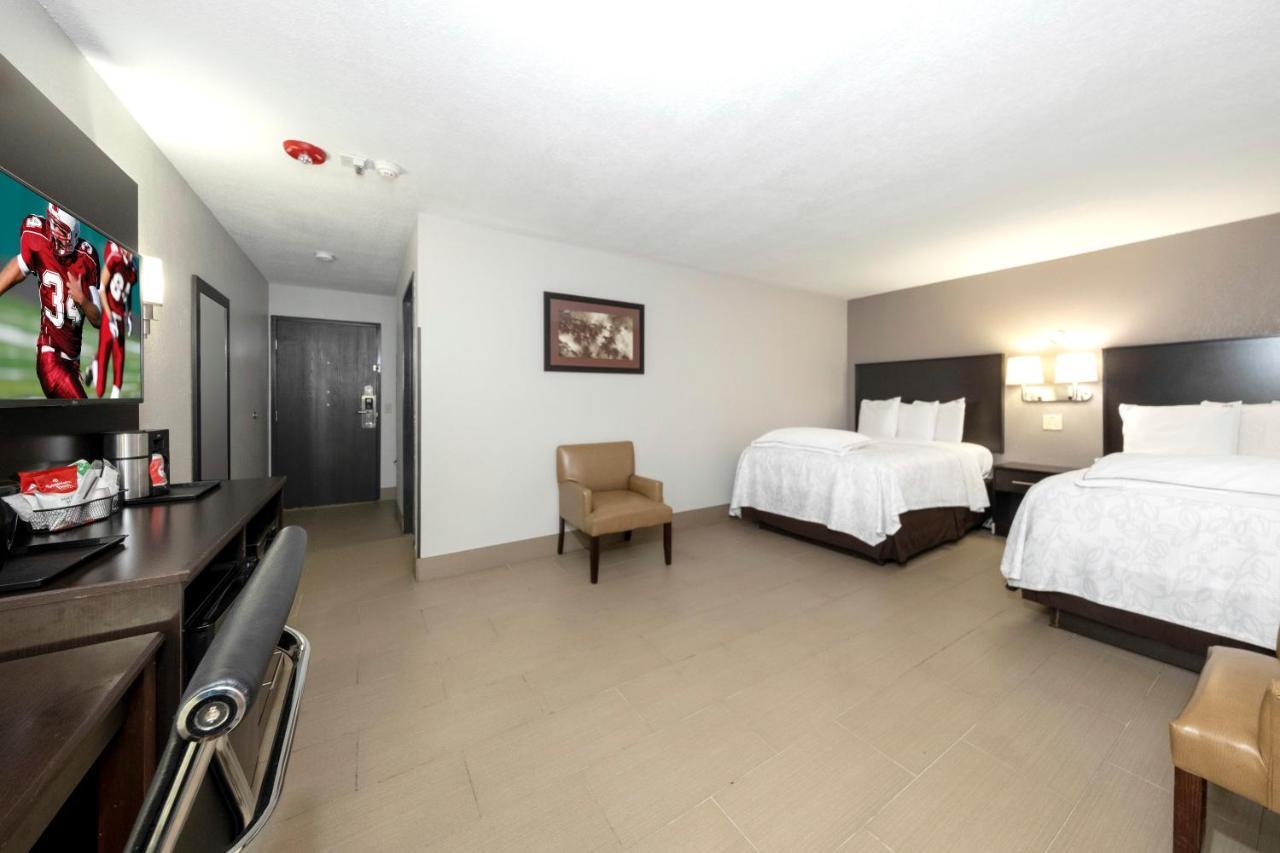 Red Roof Inn Plus+ Huntsville Eksteriør billede