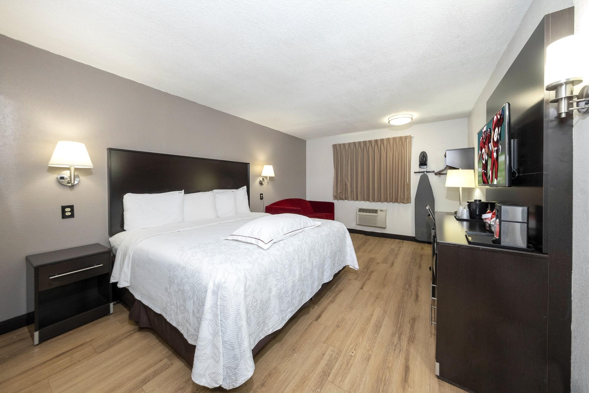 Red Roof Inn Plus+ Huntsville Eksteriør billede