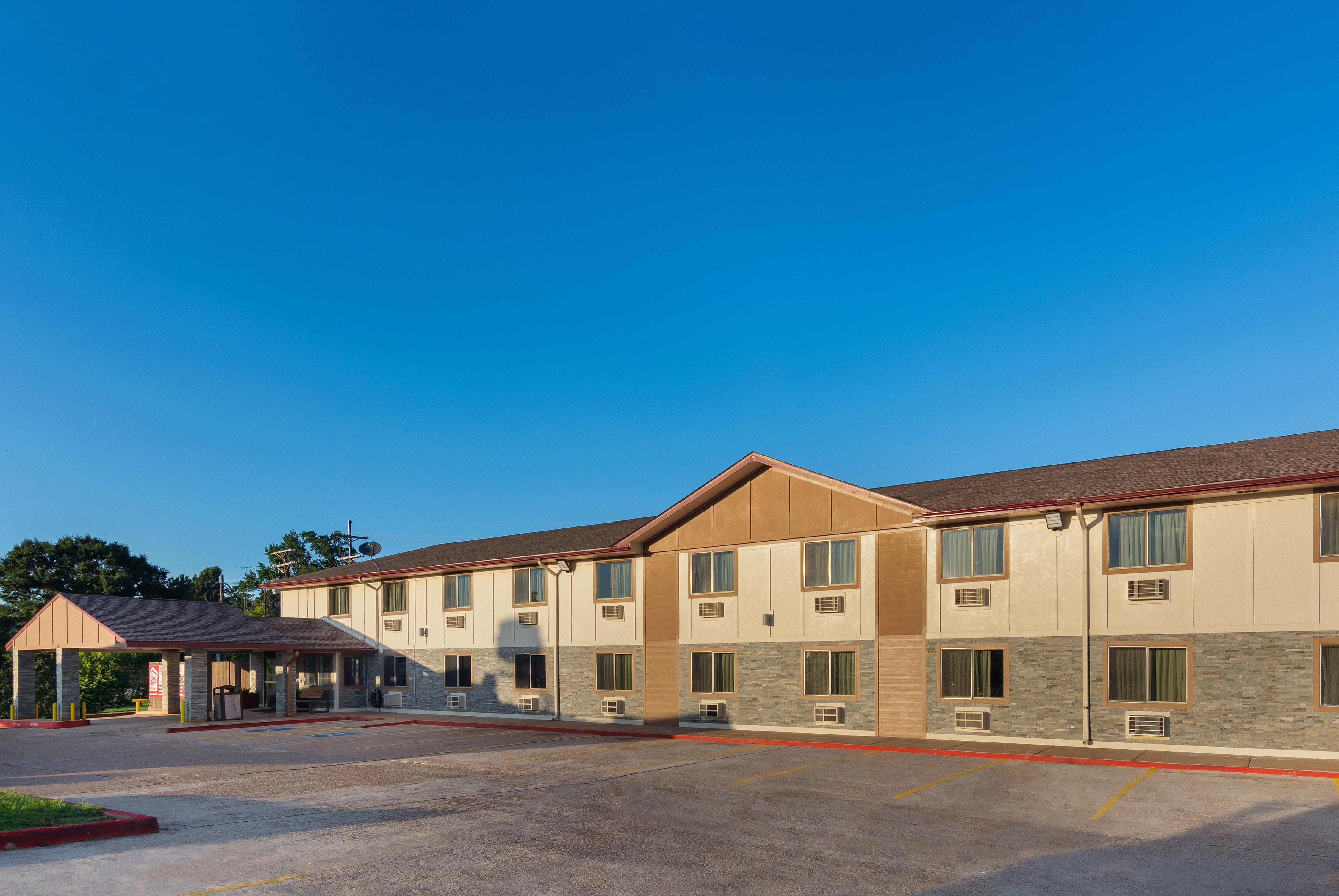 Red Roof Inn Plus+ Huntsville Eksteriør billede